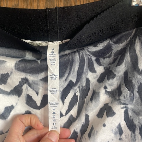 Lululemon Wunder Under Pant SE Dance Size 8 Pretty Plume Angel Wing Black - Picture 3 of 7